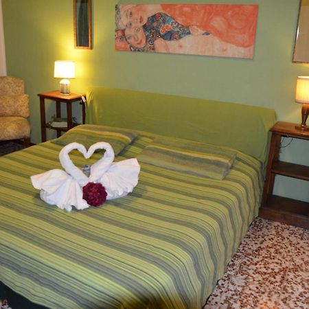 Green Quercia Apartment Комо Экстерьер фото