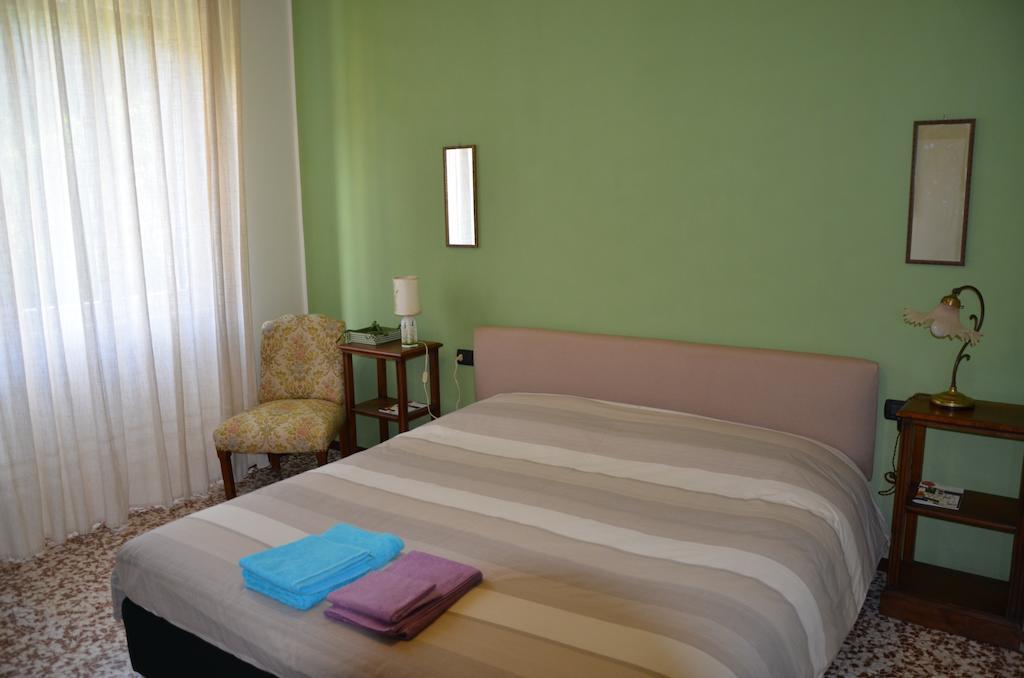 Green Quercia Apartment Комо Номер фото